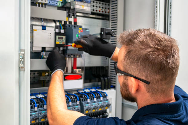 Best Affordable Emergency Electrician  in Caoncito, NM