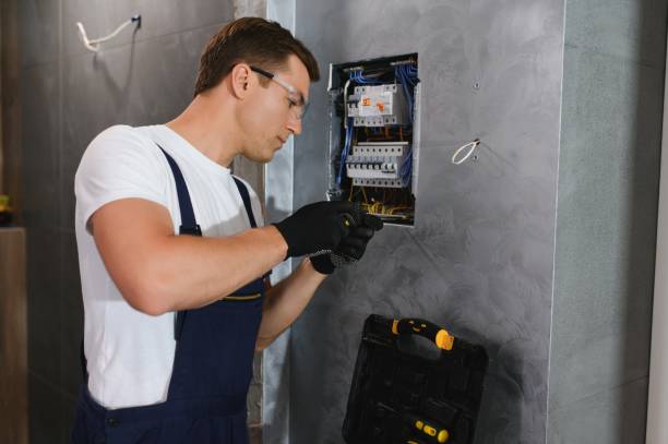 Best Local Electrician Companies  in Caoncito, NM